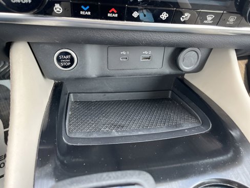 Used 2023 Nissan Rogue SL w/ SL Premium Package image 32