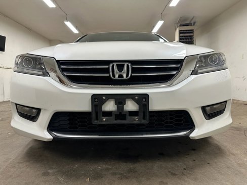 Used 2015 Honda Accord Sport image 2