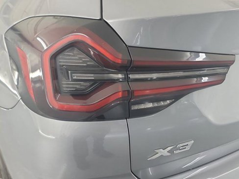Used 2023 BMW X3 sDrive30i image 10