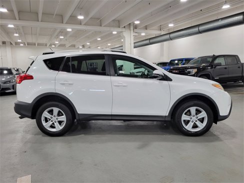 Used 2014 Toyota RAV4 XLE image 7