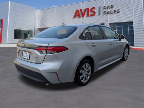 Used 2024 Toyota Corolla LE image 6