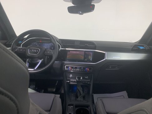 Used 2020 Audi Q3 2.0T Prestige w/ Prestige Package image 9