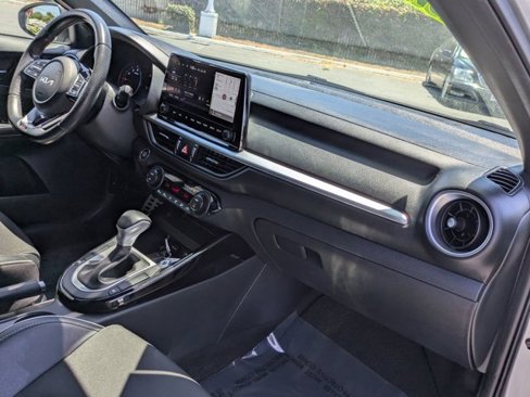 Used 2022 Kia Forte GT-Line image 6