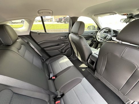 New 2025 Chevrolet Trax LT w/ Driver Confidence Package image 16