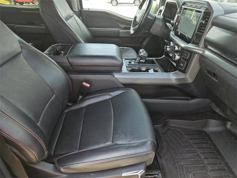 Used 2021 Ford F150 Lariat image 31