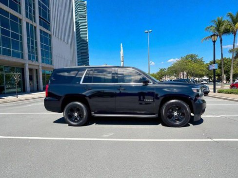 Used 2017 Chevrolet Tahoe LT image 2