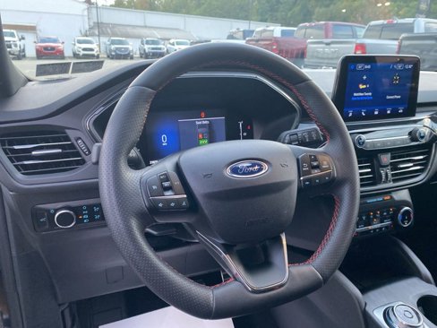 Used 2024 Ford Escape ST-Line image 24