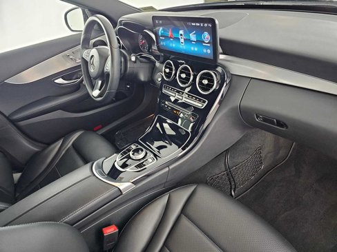 Used 2018 Mercedes-Benz C 300 Sedan w/ Premium Package image 11