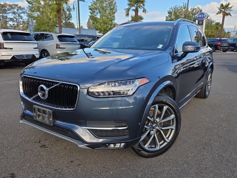 Used 2018 Volvo XC90 T5 Momentum w/ Convenience Package image 1