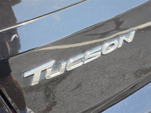 Used 2018 Hyundai Tucson SEL Plus w/ Cargo Package image 12