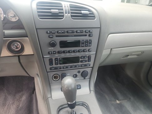 Used 2004 Ford Thunderbird Pacific Coast image 13