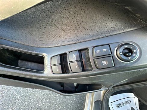 Used 2013 Hyundai Elantra Limited w/ Technology Pkg image 15