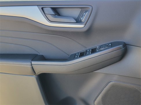 New 2025 Ford Escape Active image 14