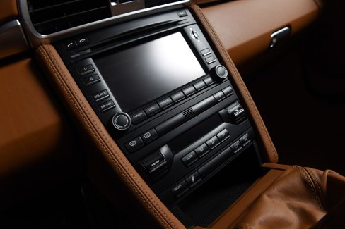 Used 2010 Porsche 911 Turbo image 30