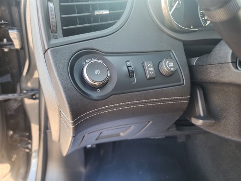 Used 2014 Buick LaCrosse Leather w/ Driver Confidence Package image 16