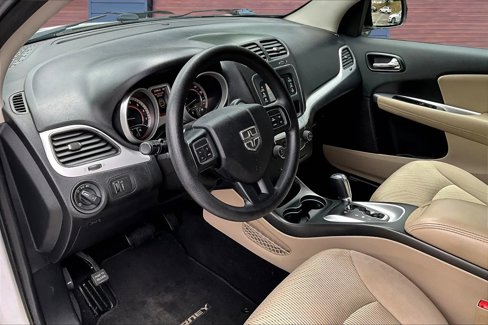 Used 2014 Dodge Journey SXT w/ Flexible Seating Group image 13