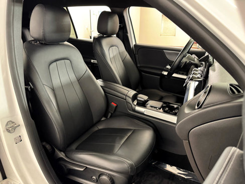 Used 2022 Mercedes-Benz GLB 250 4MATIC image 38