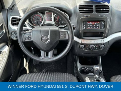 Used 2019 Dodge Journey SE image 11