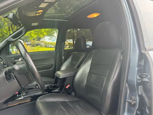 Used 2012 Ford Escape Limited image 19
