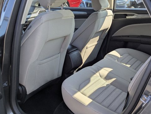 Used 2018 Ford Fusion S image 16