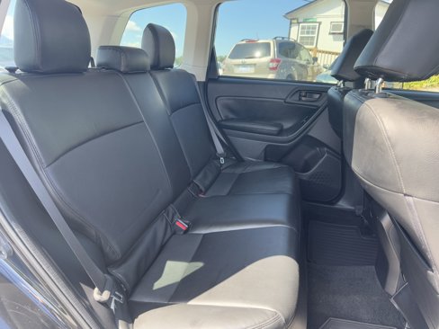 Used 2015 Subaru Forester 2.5i image 12