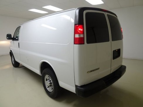 Used 2019 Chevrolet Express 2500 w/ Driver Convenience Package image 4