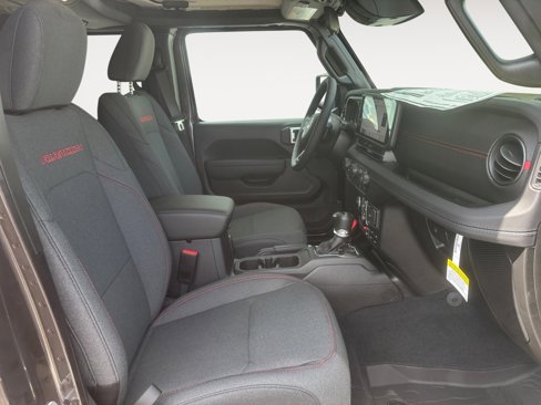 New 2025 Jeep Wrangler Unlimited Rubicon image 15