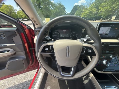 Used 2020 Lincoln Corsair Reserve image 14