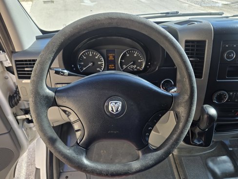 Used 2007 Dodge Sprinter 2500 image 13