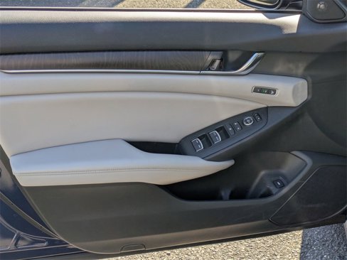 Used 2019 Honda Accord EX-L image 8