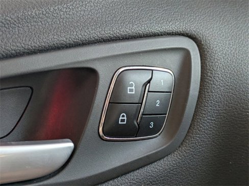 Used 2016 Ford Escape Titanium image 28