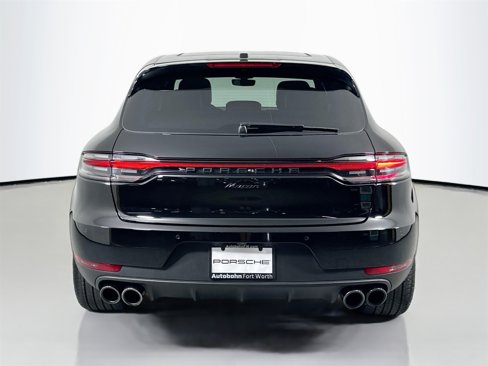Certified 2020 Porsche Macan image 6