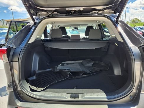 Used 2023 Toyota RAV4 XLE image 18