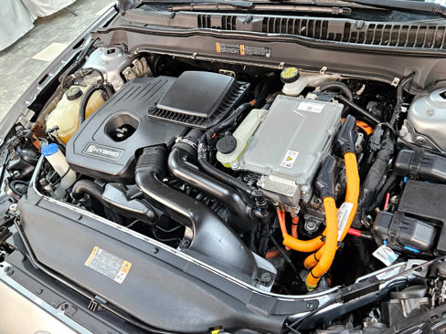 Used 2020 Ford Fusion SE image 29