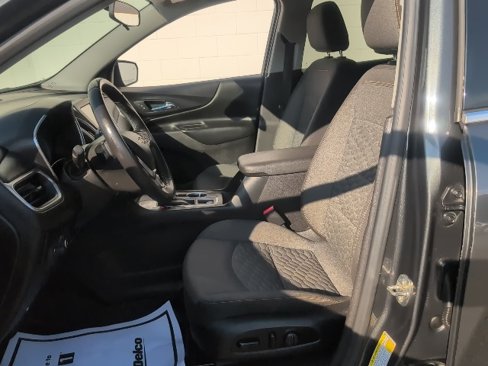 Used 2018 Chevrolet Equinox LT image 17