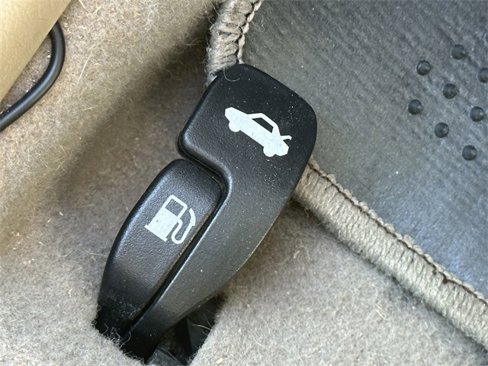 Used 2005 Toyota Corolla CE image 16