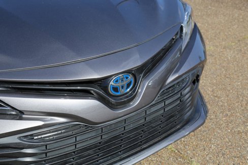 Used 2019 Toyota Camry LE image 10