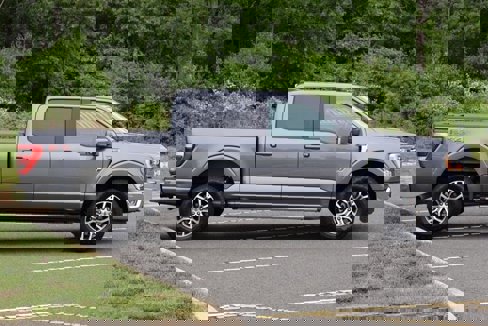 Certified 2022 Ford F150 Lariat w/ FX4 Off-Road Package image 5