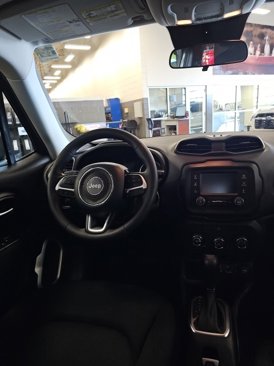 Used 2020 Jeep Renegade Sport w/ Sport Appearance Group image 25