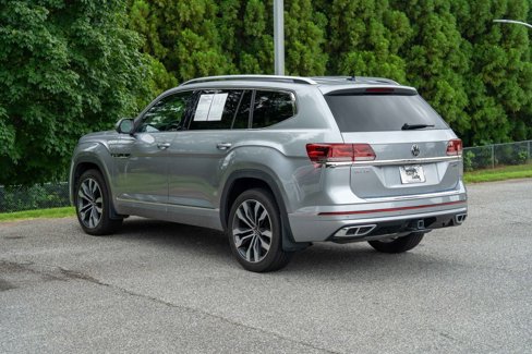 Used 2021 Volkswagen Atlas SEL Premium image 2
