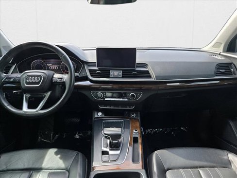 Used 2019 Audi Q5 2.0T Premium Plus w/ Premium Plus Package image 16
