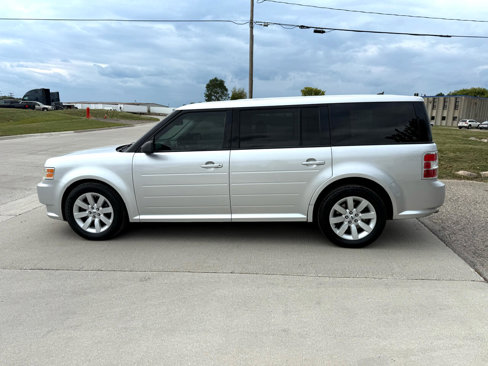 Used 2010 Ford Flex SE image 8