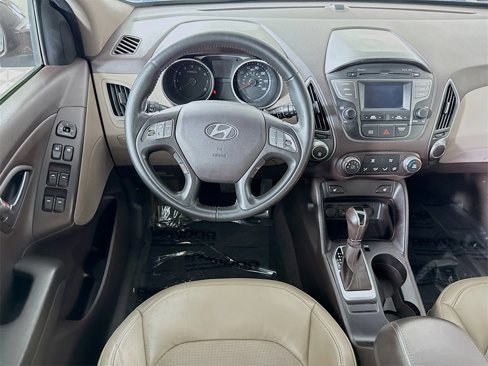 Used 2014 Hyundai Tucson SE image 3