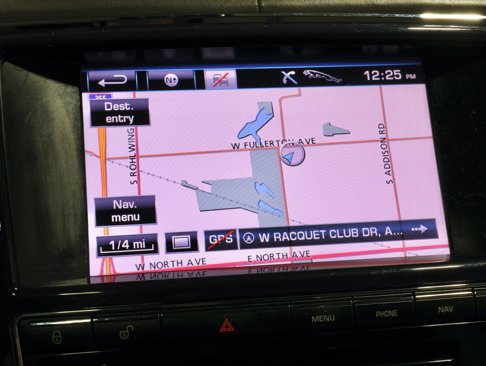 Used 2013 Jaguar XJ image 15