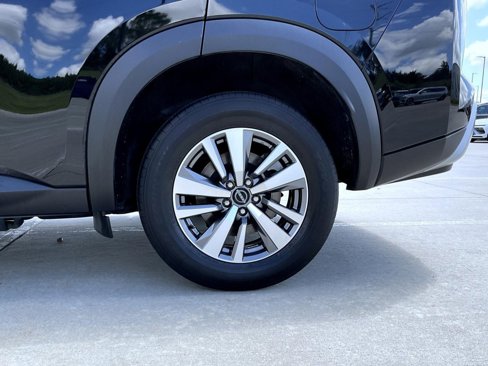 Used 2023 Nissan Pathfinder SL image 25