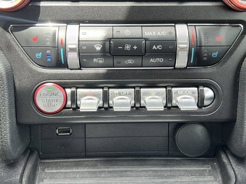 Used 2019 Ford Mustang Premium image 34