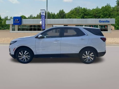 Used 2022 Chevrolet Equinox LT image 11