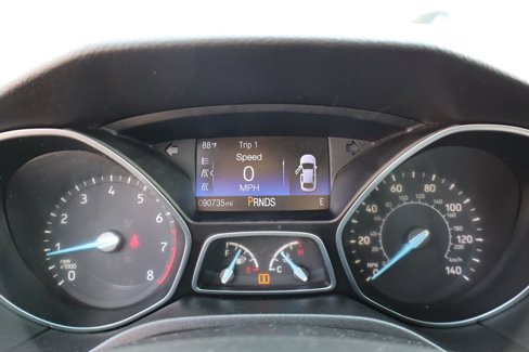 Used 2016 Ford Focus SE w/ SE Sport Package image 13