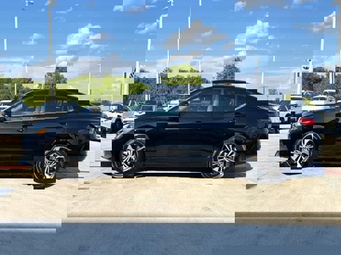 Used 2022 Nissan Sentra SV image 4