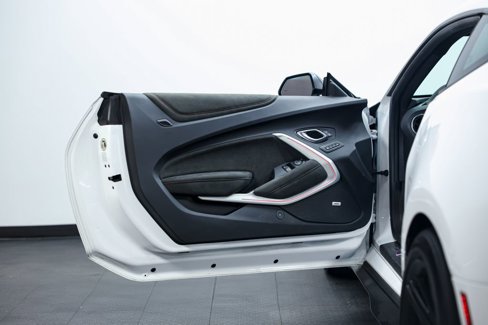 Used 2020 Chevrolet Camaro ZL1 image 15
